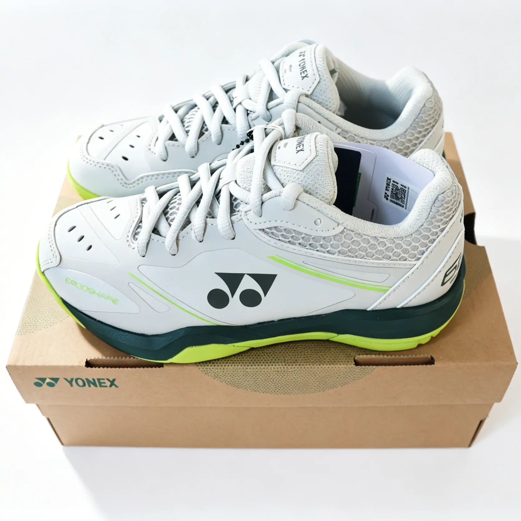 YONEX SHBVAJREX 青少年羽毛球鞋 3